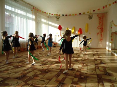 танець зі стрічками