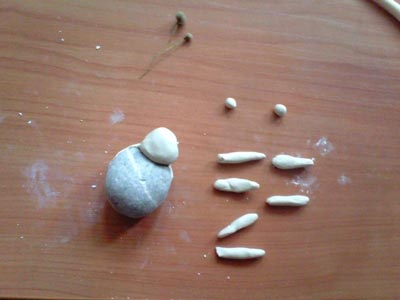 Комахи з природного матеріалу