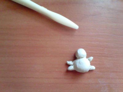 Комахи з природного матеріалу