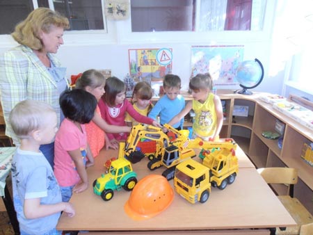 виставка міні-будиночків