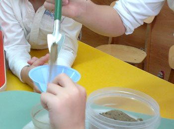 «Особливості піску та глини»