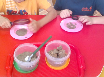 «Особливості піску та глини»