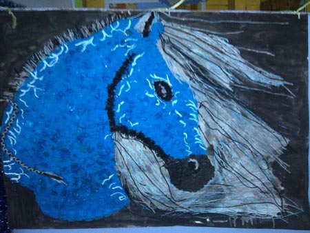 заповнили чорну частину морди круглими шматочками чорного пластиліну, око і вухо заклеїли нарізаною пряжею