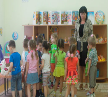 Російська народна пісня «я Катеньке пиріг испеку»