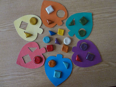 Дидактична гра «Чарівні листочки»