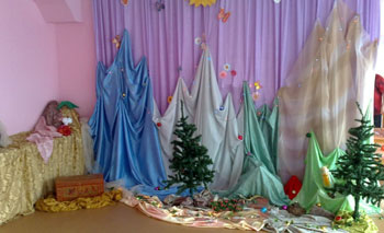 В гостях у хлопців Господиня Мідної гори